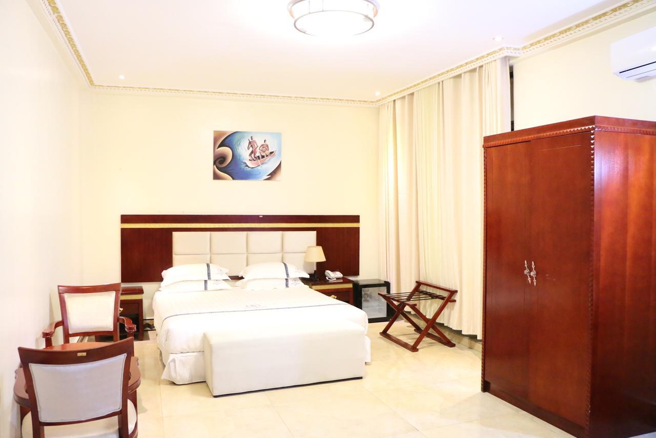 Dove Hotel Kigali Buitenkant foto