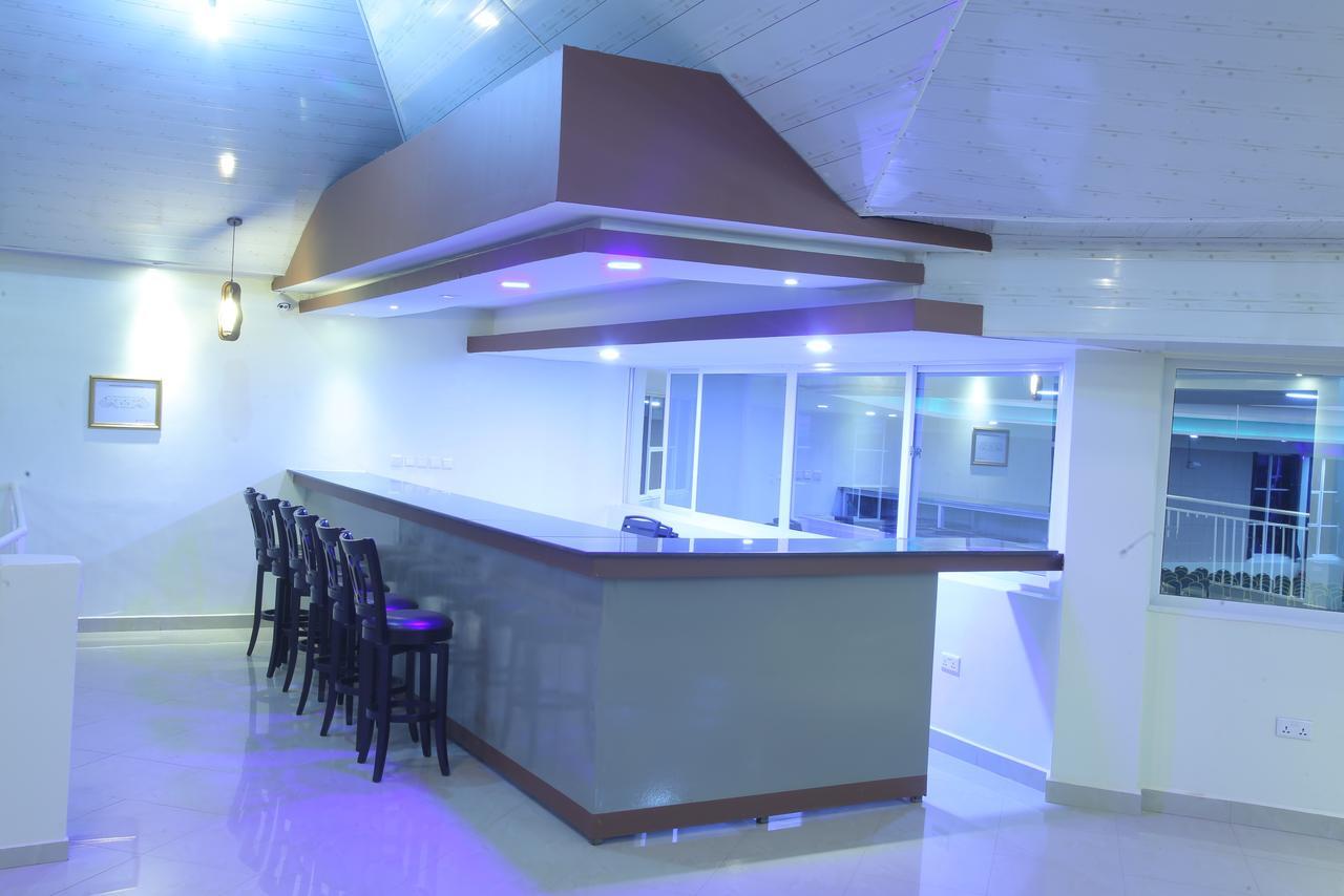 Dove Hotel Kigali Buitenkant foto