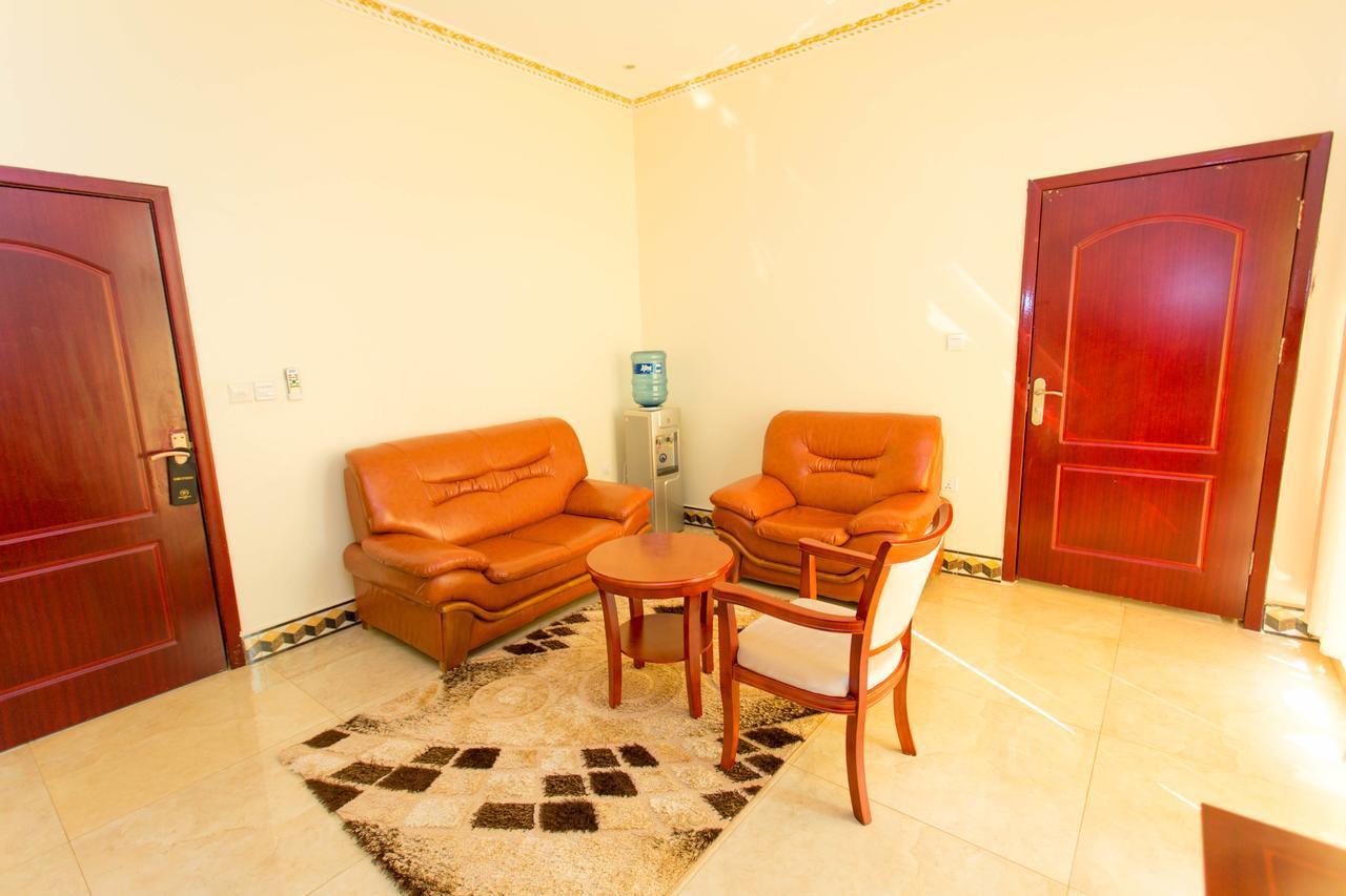 Dove Hotel Kigali Buitenkant foto