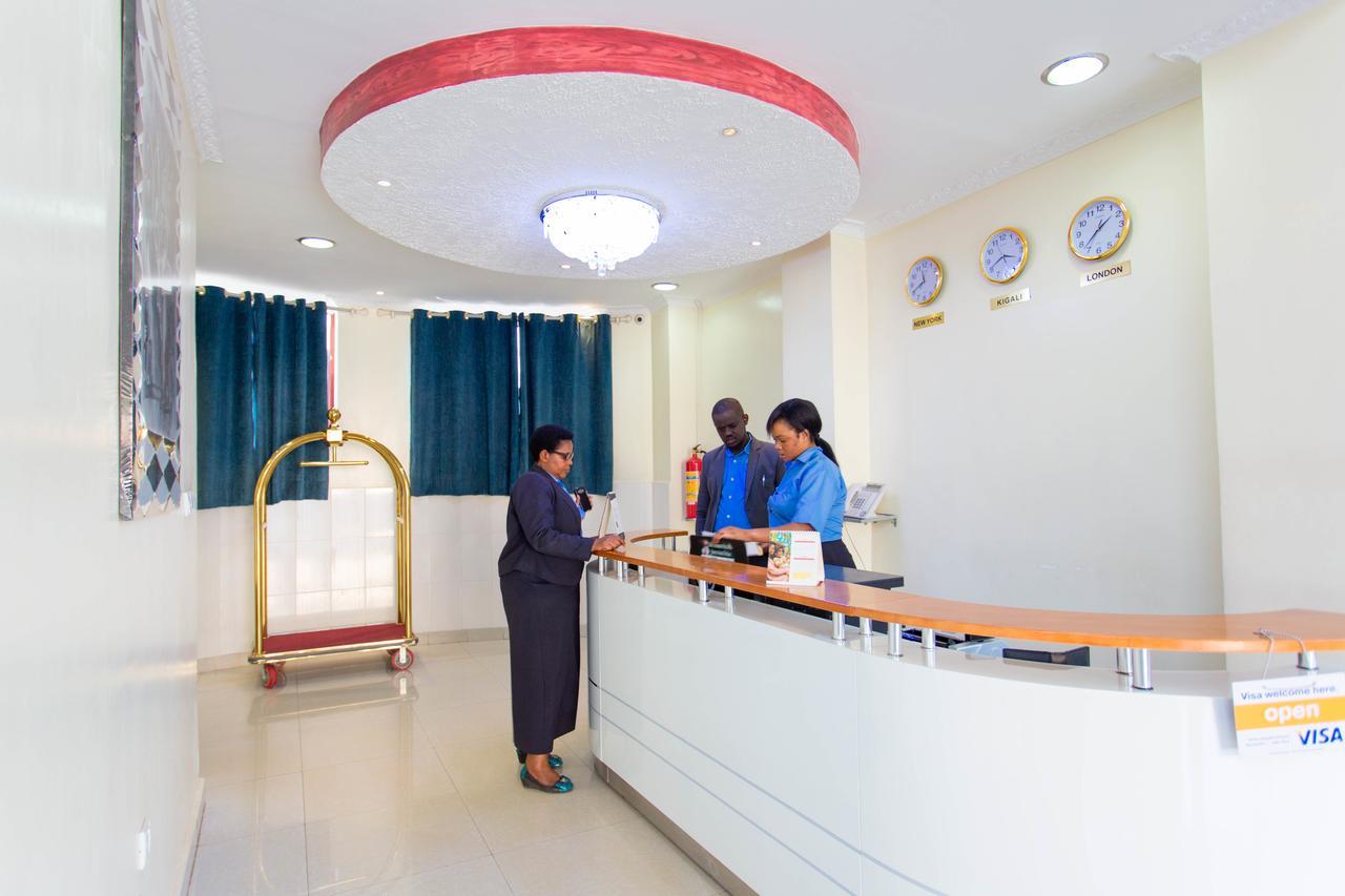 Dove Hotel Kigali Buitenkant foto