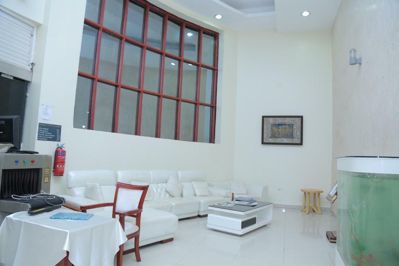Dove Hotel Kigali Buitenkant foto